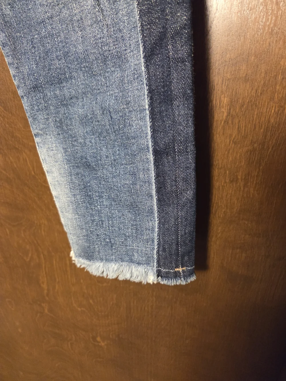 Altar'd State Two-Tone Blue Cropped Ankle Jeans NWT